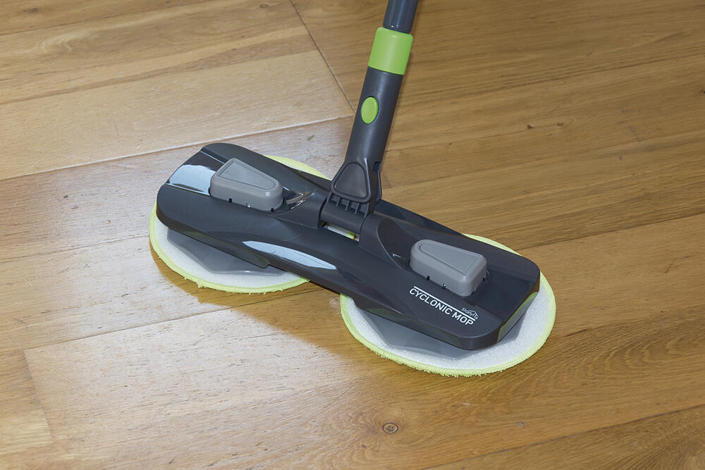 Mopa giratoria 360º que limpia, seca y pule en un solo paso